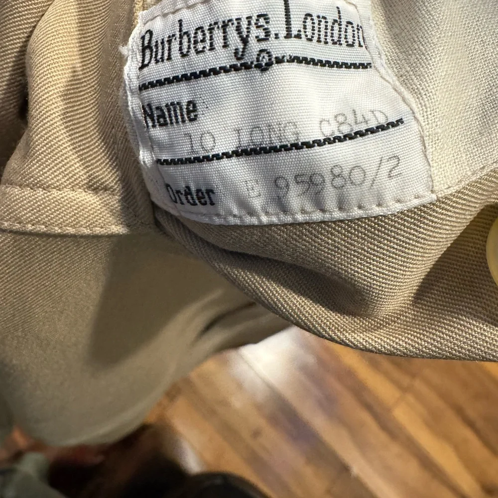 burberry - Picture 10 of 11